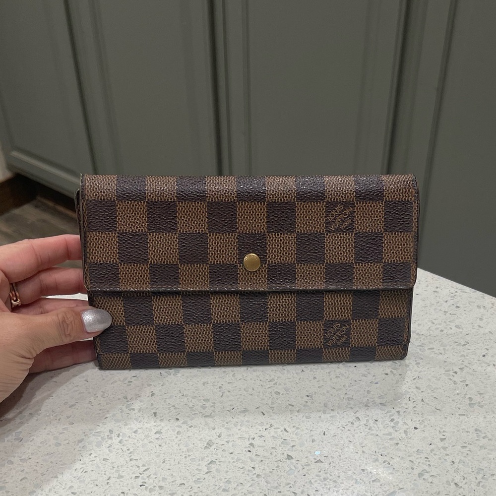Louis Vuitton Damier Ebene Sarah Wallet